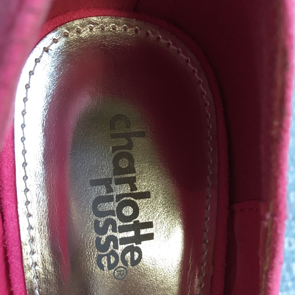 Shoes - Picture 7 of 7